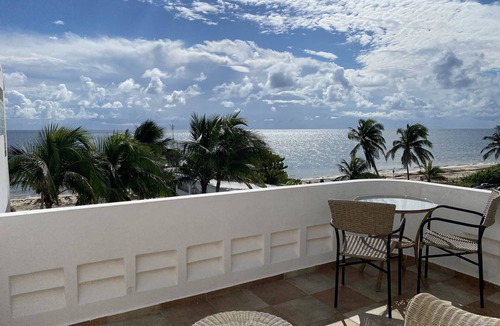 Puerto Morelos Villa | Casita KinHa Penthouse Suite - Oceanfront