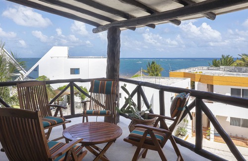 Puerto Morelos Condo | Casita Sueños - Open and Bright Penthouse! Casual and with ocean views and ocean breezes