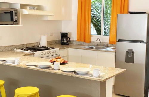 Zazil-ha Condo | Central 2BR, 1 Block to Beach, Large Private Roof, Pool, Parking, Rooftop Pool