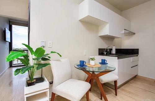 Centro Apartment | Charming 1-bedroom apartment in delightful Playa del Carmen with WiFi, AC