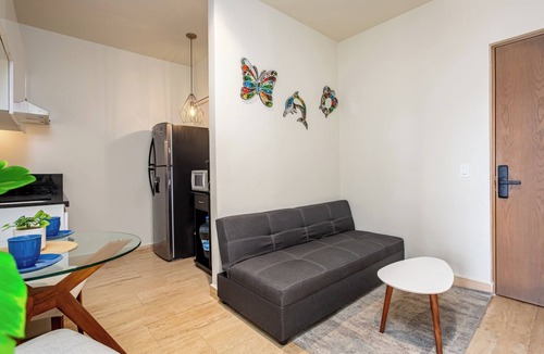 Centro House | Charming 1-bedroom building with AC, WiFi in enchanting Playa del Carmen