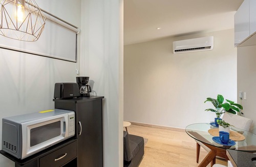 Centro House | Charming 1-bedroom building with AC, WiFi in enchanting Playa del Carmen