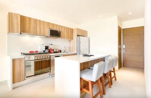 Akumal Condo | Charming 2-bedroom condo in delightful Akumal with AC, fitness room, WiFi