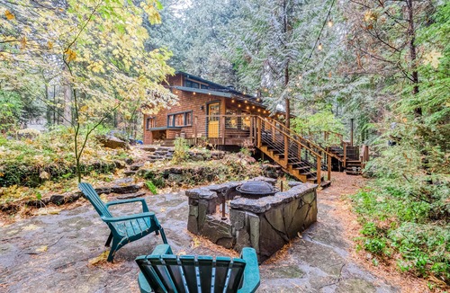 Marmot House | Charming Home with Free WiFi, washer&dryer, Wood Fireplace, and Furnished Deck
