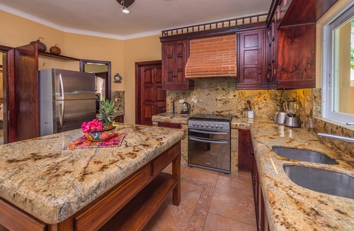 Puerto Aventuras Villa | Chic, casual luxury, private, spacious, ideal location minutes walk to the beach