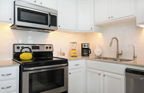 Colonia Andres Condo | Chic Ocean View Condo w/Terrace El Cantil 7CN