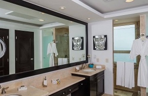 Punta Sam Resort | CHRISTMAS WEEK - 3 BR Wraparound Terrace Penthouse Loft & Private Jacuzzi!