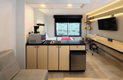 Downtown Cancun Hotel | City Express by Marriott Cancun