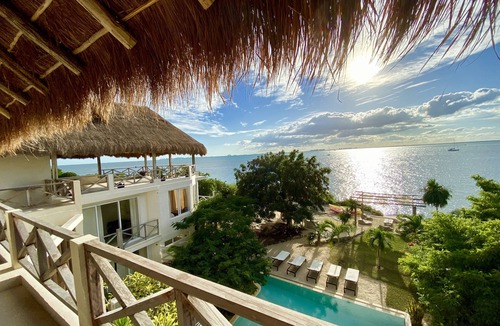 Isla Mujeres Villa | Coco 14BR Oceanfront Villa Compound