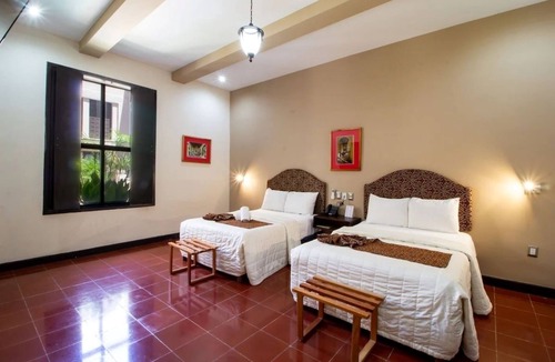Centro Hotel | Colonial Comfort Close to Parks & Tourist Spots: 4-Stay, 2 Double Rooms