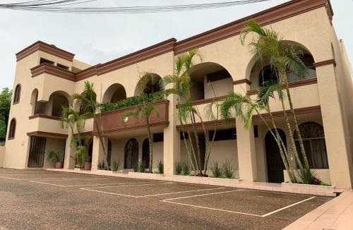 Ciudad Valles Apartment | Colonial Suites # Cinco
