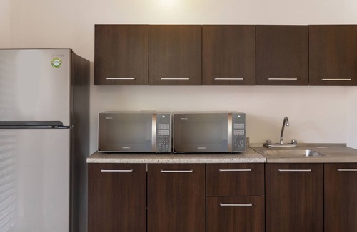 Ekbalan Hostel | Colorbox Beds and Rooms