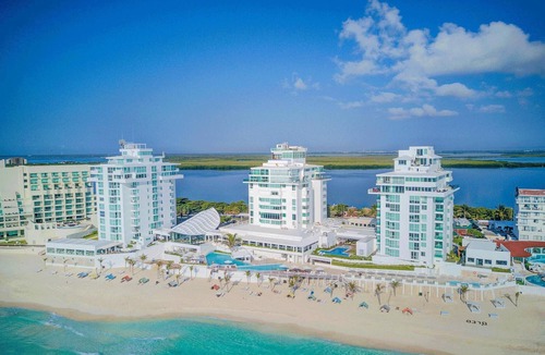 Zona Hotelera Condo | Combo #2014-Tim’s Ocean Condos – Beachfront – 10br/9.5bth + 2 Private Pools!