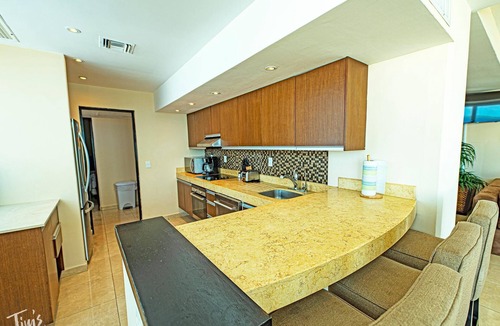 Zona Hotelera Condo | Combo #301234-Tim’s Ocean Condos– 19br/16.5bth – Entire Penthouse Level +1 More!