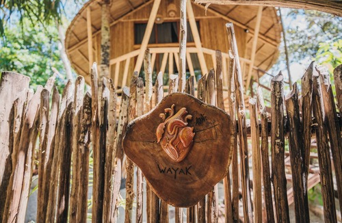 Xul-Ha Hotel | Come and live an experience inside the Mayan Jungle and its 7 Colors Lagoon.
