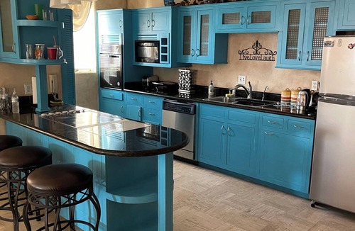 El Puerto Condo | Condo in Time Square, Oceanfront, Puerto Penasco. Huge 3 bedrooms 3.5 bathrooms