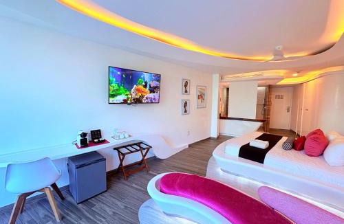 Downtown Apartment | Condohotel The Carmen Deluxe Oceanview King Suite