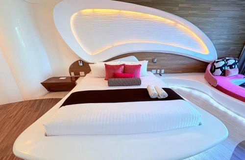 Downtown Apartment | Condohotel The Carmen Deluxe Oceanview King Suite
