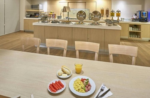 Benito Juarez Apartment | Convenient 4-Room Modern Stay Near Airport | Ideal for Early Flights + Breakfast