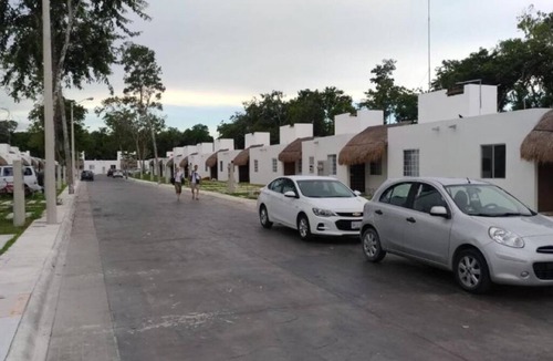 Puerto Morelos House | Corte de Los Angeles, Casa Roatan