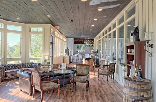 Clayton Hotel | Cozy 1-Bedroom Condo with Mountain Views in Clayton, GA