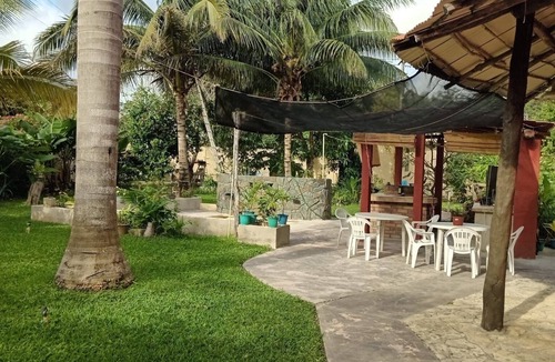 Alfredo V. Bonfil House | Cozy house in charming Cancún with AC, WiFi