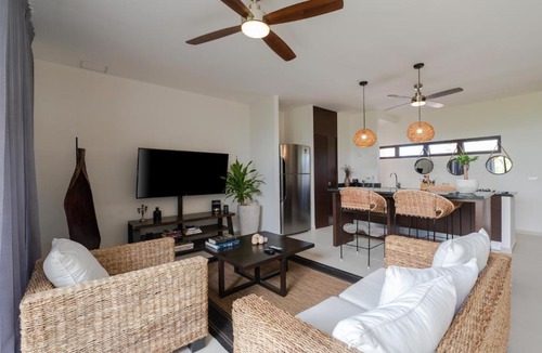 Tulum Apartment | Cozy Studio in La Veleta Tulum with Gym and Pool