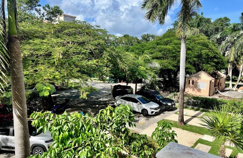 Puerto Aventuras Apartment | Cozy studio with pool into the marina, everything nearby
