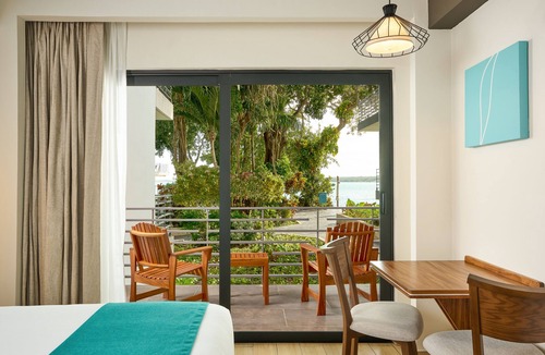 Chetumal Hotel | Cristalino Lagoon Front Hotel Restaurant & SPA