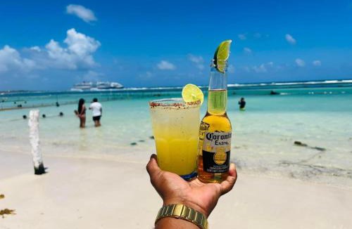 Mahahual Apartment | Day Pass Todo Incluido El Faro Beach Club & Restaurant Solo Experiencia no incluye alojamiento - 85 USD por persona