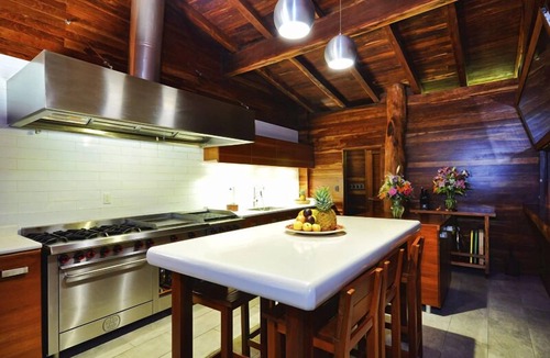 Villa Juarez Villa | Deluxe Handcrafted 4 BR Oceanfront Treehouse w/Private Chef - all meals included