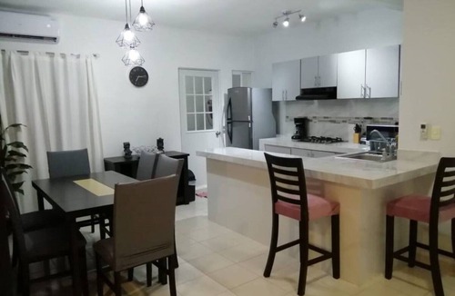 Puerto Juarez Apartment | Departamento "real Bilbao"