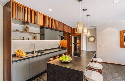 Zama Condo | Divine 3BR PH Private Jacuzzi | Pools | SPA | Yoga