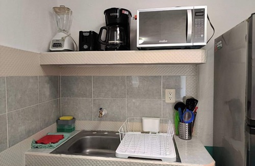 Colonia Adolfo Lopez Mateos Apartment | Downtown private studio, comfortable & calm, wi-fi, work area, a/c, & kitchen