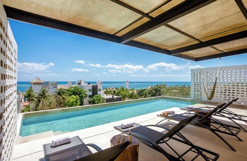 Puerto Morelos Apartment | Dreamy Sunsets | Rooftop Pool