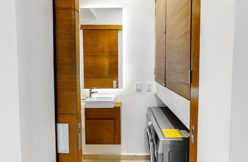 Villa Juarez Hotel | Eight VIP Beach Condo 301