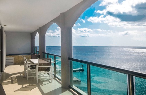 Colonia Andres Condo | El Cantil 6CN Luxurious 6th floor Oceanfront Condo