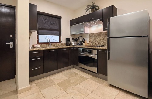 Downtown Condo | El Faro Oceanfront! 2 Bdrm Ground Floor C101