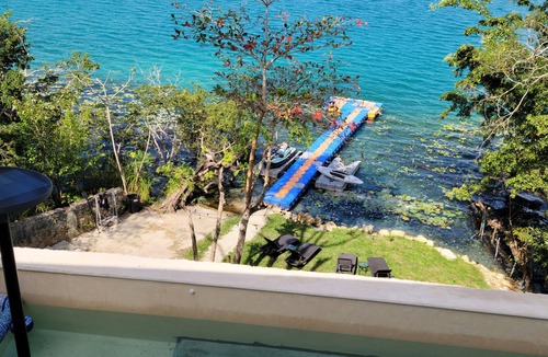 Xul-Ha House | Espacious lake view bedrooms in a quite Village of Bacalar Lake! Non turistic.