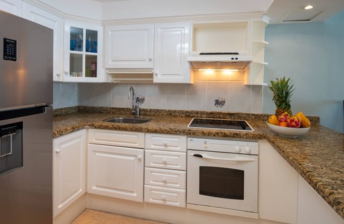 Zona Hotelera Norte Condo | Excellent Oceanfront 2BR Condo, South tower, the Best Views in the complex!