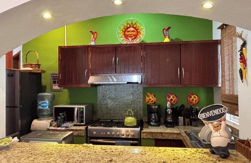Downtown Condo | Few steps from the beach and one block from 5th Avenue