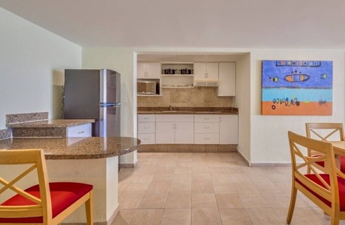 Punta Cancun Condo | Fiesta Americana Villas Cancun - 1 Bedroom
