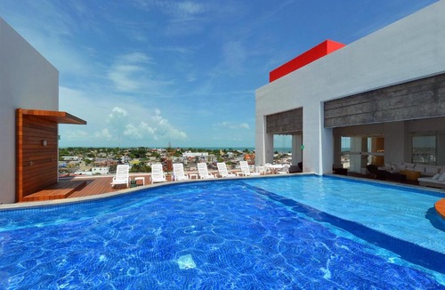 Chetumal Hotel | Fiesta Inn Chetumal