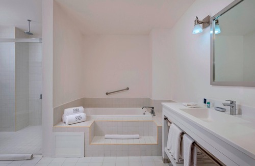Downtown Cancun Hotel | Four Points by Sheraton Cancun Centro