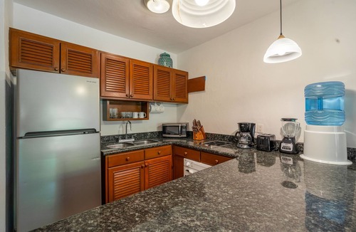 Centro - Supmza 001 Condo | Fresh and Clean Beachfront Ground Floor Condo #9 at Nautibeach