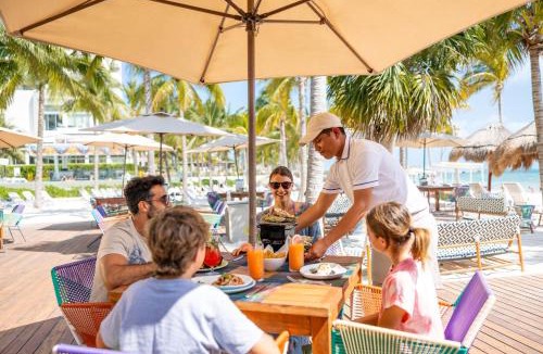 Playa Mujeres Hotel | Garza Blanca Resort & Spa Cancun