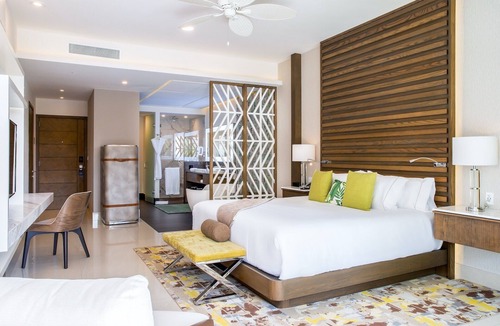 Playa Mujeres Hotel | Garza Blanca Resort & Spa Cancun