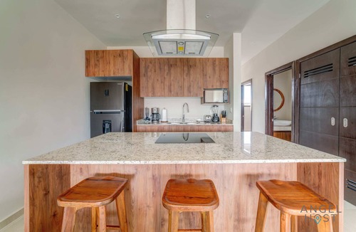 Puerto Juarez Apartment | Gated Escape | Pool | Gym | Near Shops & Cinema