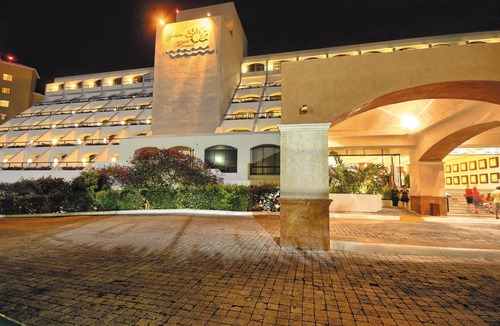 Zona Hotelera Hotel | Golden Parnassus All Inclusive Resort & Spa - Adults Only