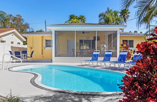 Bay Esplanade House | Gorgeous MARGARITAVILLE Pool Home/ClearwaterBeach-Huge discount 4+ nites SeptOct